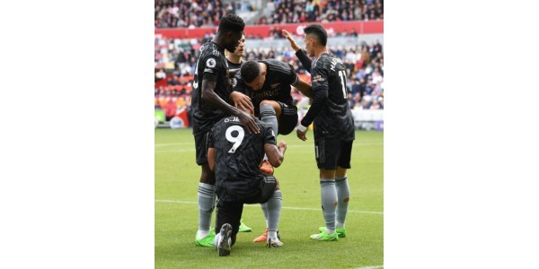Arsenal pokonał Brentford FC 3-0 na wyjeździe